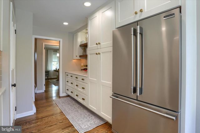 1365 SUNSET DR, Lancaster, PA 17601