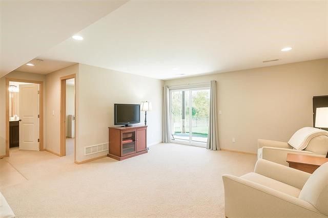 1254 Sadler Drive, North Liberty, IA 52317