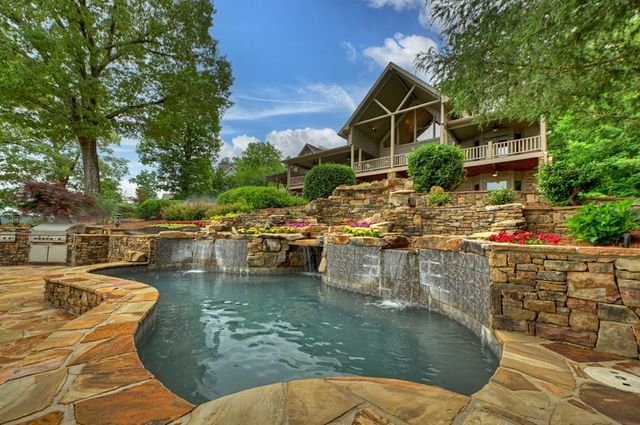 671 Adra Road, Morganton, GA 30560