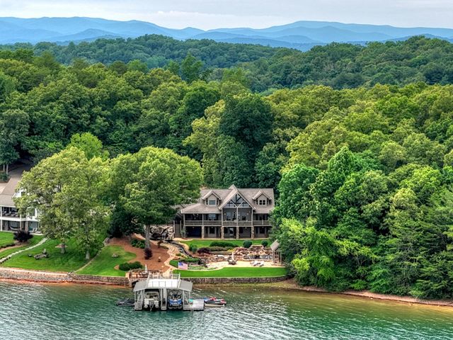 671 Adra Road, Morganton, GA 30560