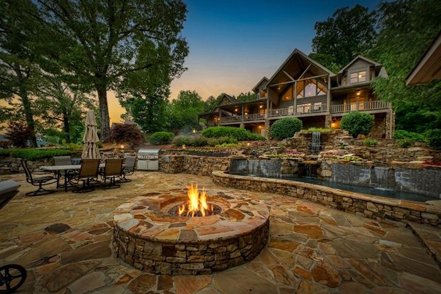 671 Adra Road, Morganton, GA 30560