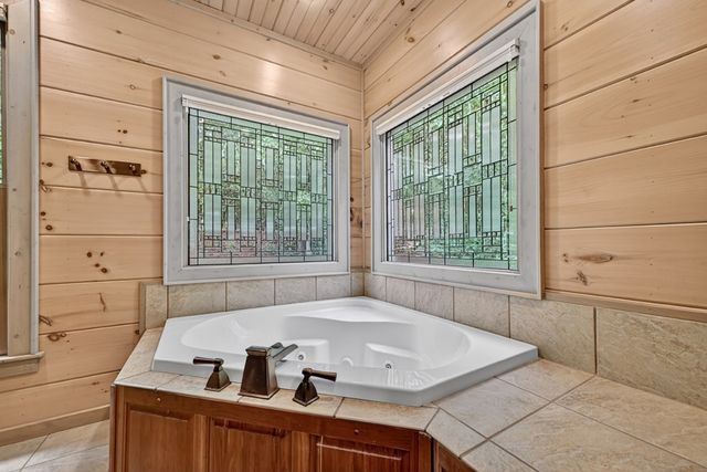 671 Adra Road, Morganton, GA 30560