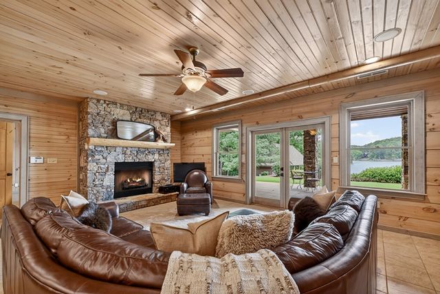 671 Adra Road, Morganton, GA 30560