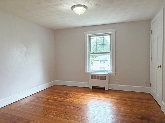 75-77 Dale St 77, Waltham, MA 02451