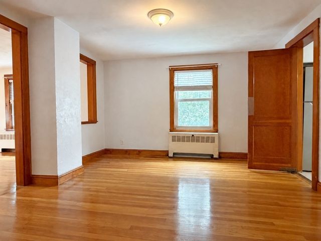 75-77 Dale St 77, Waltham, MA 02451