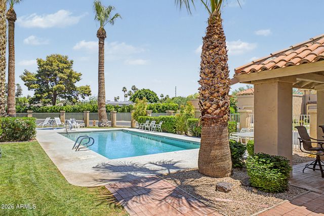 7318 E PALO VERDE Drive 11, Scottsdale, AZ 85250