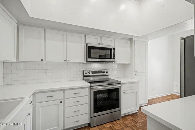 7318 E PALO VERDE Drive 11, Scottsdale, AZ 85250