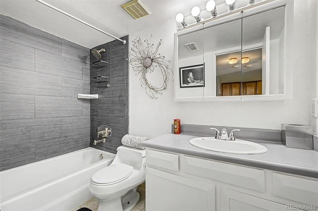 7256 S Xenia Circle F, Centennial, CO 80112