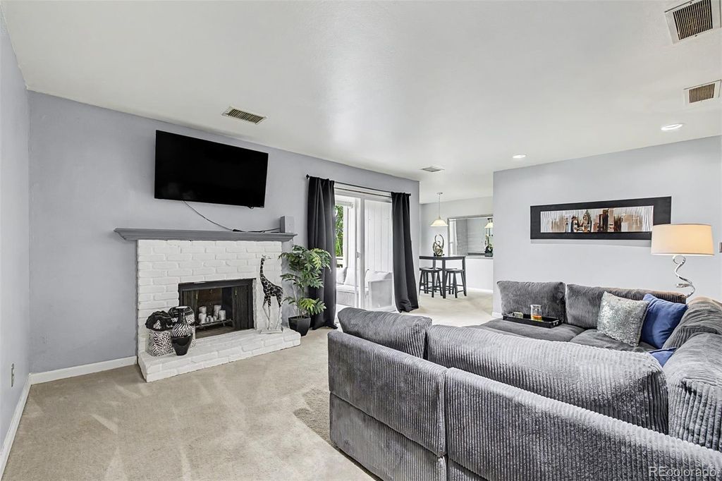 7256 S Xenia Circle F, Centennial, CO 80112