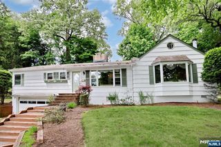 908 N Monroe Street, Midland Park, NJ 07432