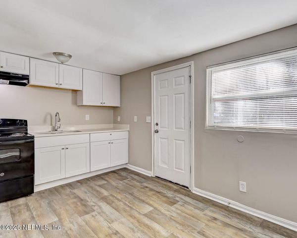 2140 JAYSON Avenue, Jacksonville, FL 32208