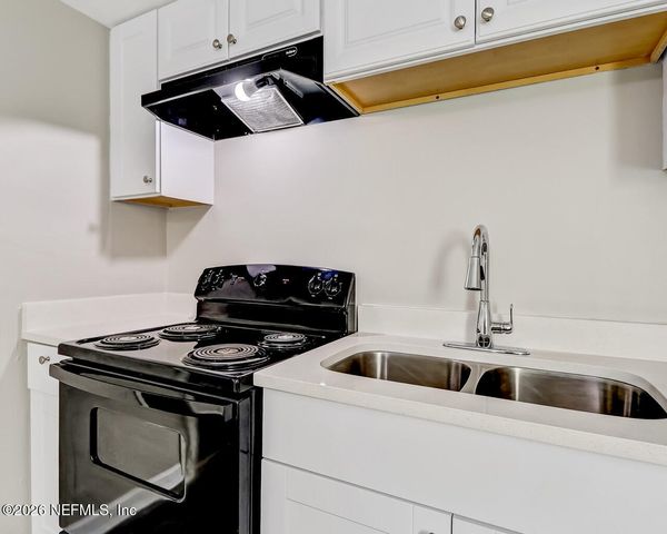 2140 JAYSON Avenue, Jacksonville, FL 32208