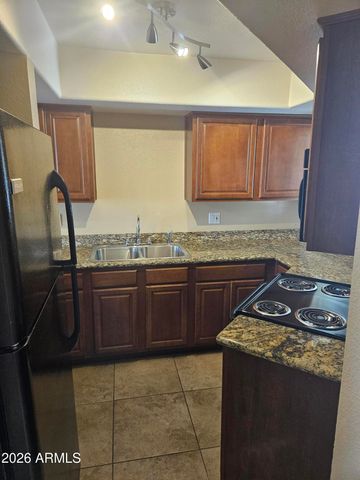 835 N GRANITE REEF Road 6A, Scottsdale, AZ 85257