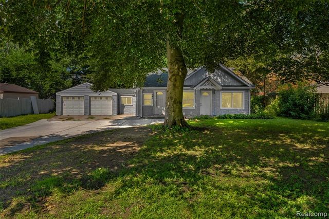 641 Gilman Street, Garden City, MI 48135