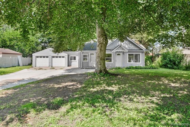 641 Gilman Street, Garden City, MI 48135