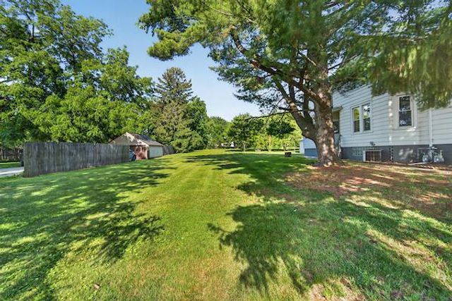6122 35th AVENUE, Kenosha, WI 53142