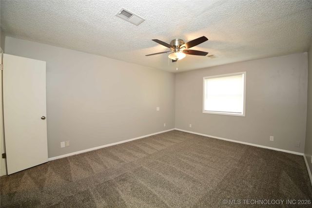 2485 S 127th East Avenue, Tulsa, OK 74129