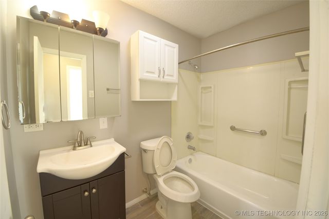 2485 S 127th East Avenue, Tulsa, OK 74129