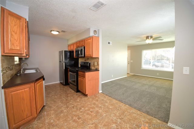 2485 S 127th East Avenue, Tulsa, OK 74129