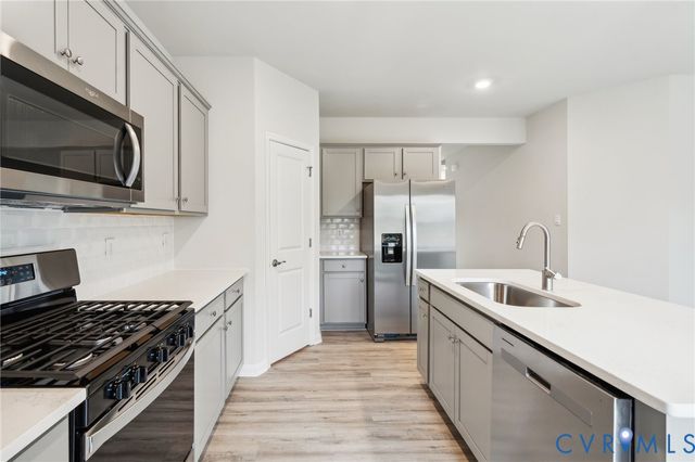 7766 Secret Knoll Ter, Mechanicsville, VA 23111