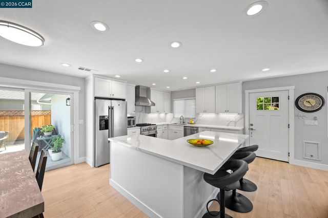 4231 Jensen St, Pleasanton, CA 94566