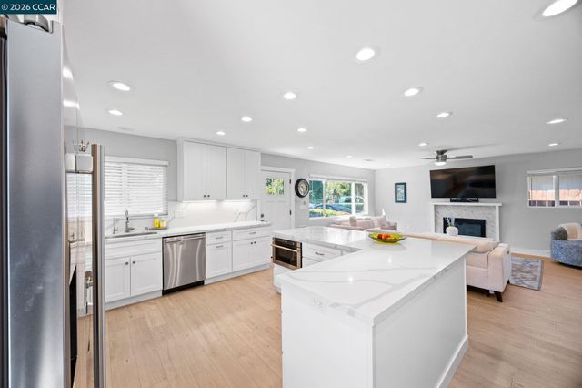 4231 Jensen St, Pleasanton, CA 94566