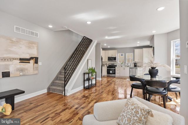 1217 CHESTNUT ST, Burlington, NJ 08016