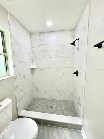 3648 NW 7TH PLACE, Gainesville, FL 32607