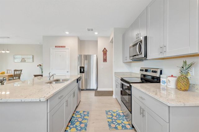 2401 SE Tarvest Way, Stuart, FL 34997