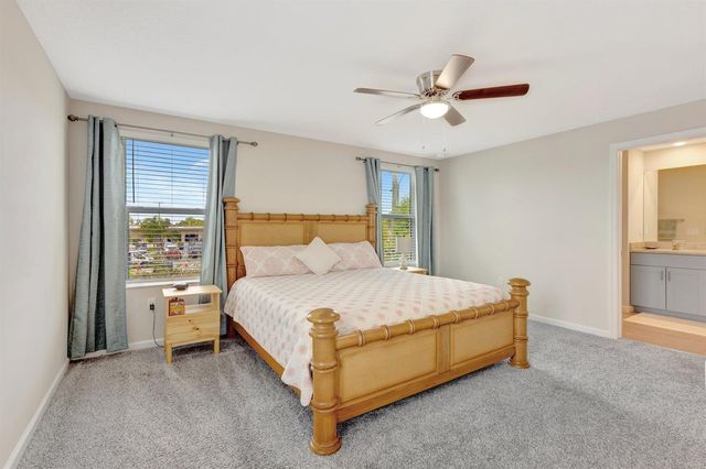 2401 SE Tarvest Way, Stuart, FL 34997