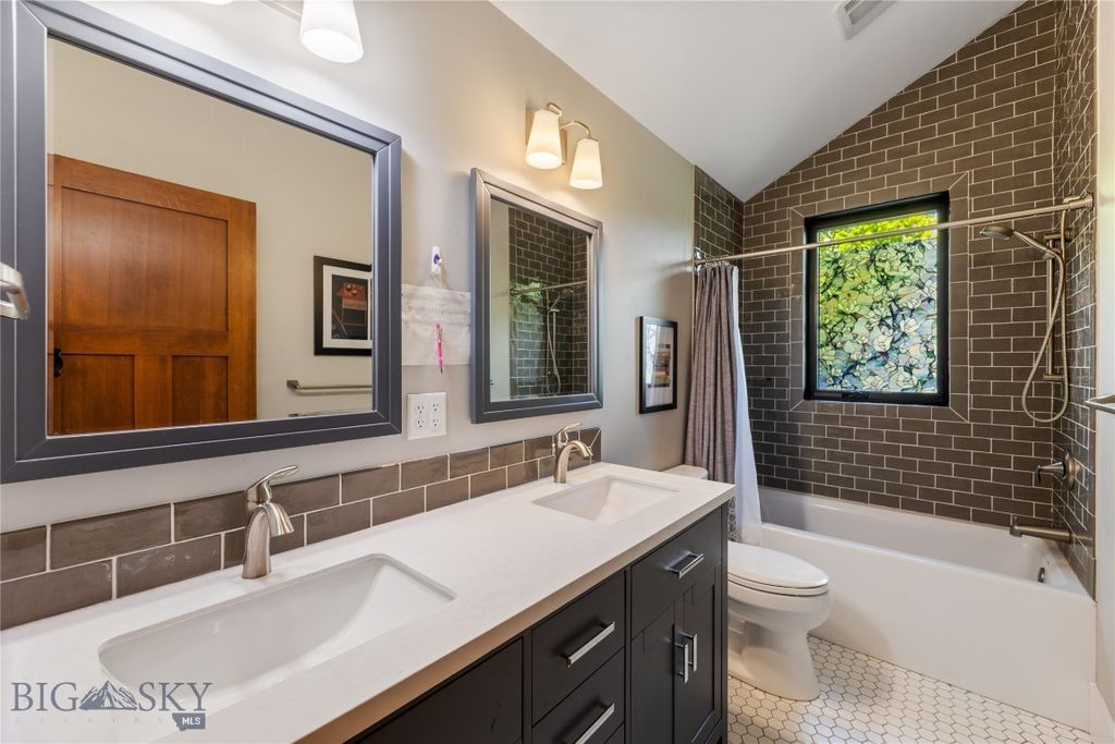 425 S Yellowstone Street, Livingston, MT 59047 photo 39