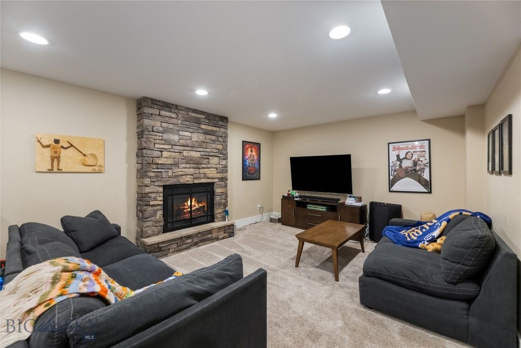 425 S Yellowstone Street, Livingston, MT 59047 photo 42