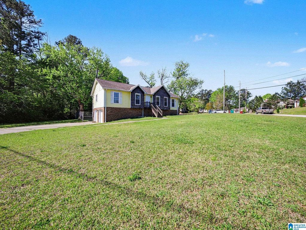 5414 SADDLE RIDGE LANE, Pinson, AL 35126