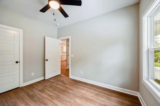 352 Pulley St, Erin, TN 37061