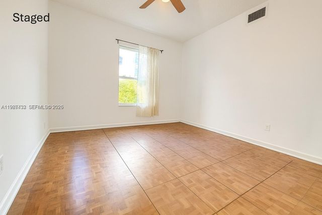 10616 NW 10th St 104, Pembroke Pines, FL 33026