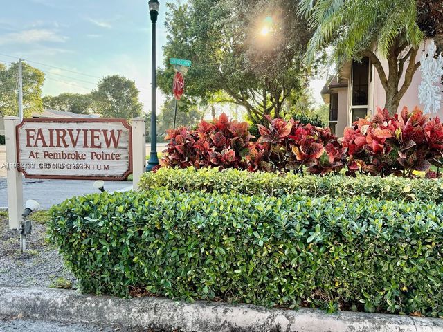 10616 NW 10th St 104, Pembroke Pines, FL 33026