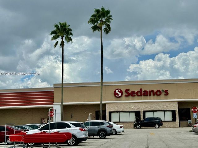 10616 NW 10th St 104, Pembroke Pines, FL 33026