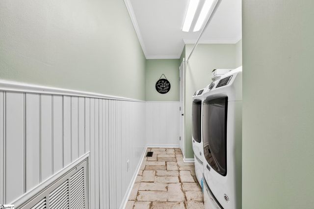 2511 S Pineland Circle, Cross Hill, SC 29332