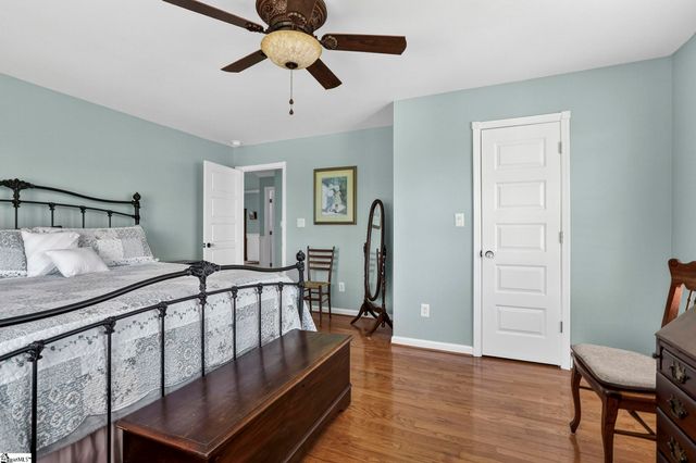 2511 S Pineland Circle, Cross Hill, SC 29332