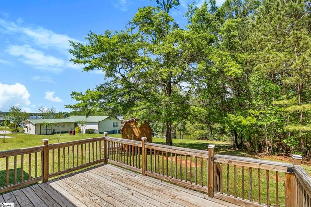 2511 S Pineland Circle, Cross Hill, SC 29332