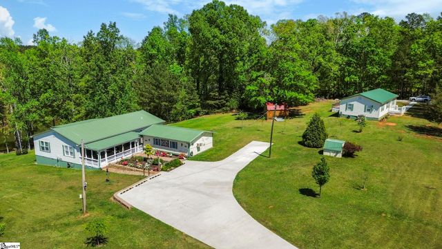 2511 S Pineland Circle, Cross Hill, SC 29332