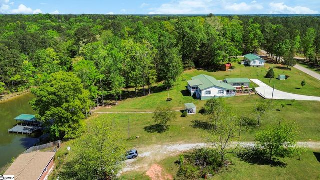 2511 S Pineland Circle, Cross Hill, SC 29332