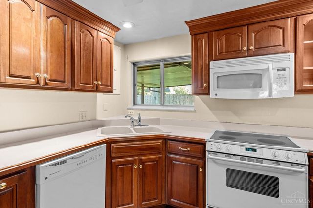 4543 Harbison Street, Miami Twp, OH 45439