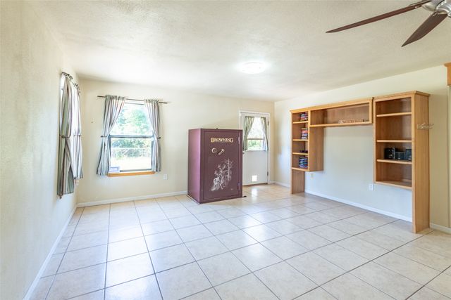 1075 County Road 270, Hico, TX 76457