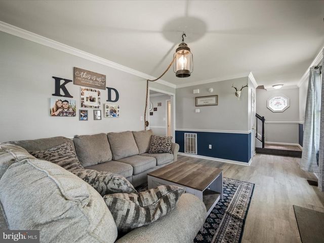 1215 JULIE CT, Woodstock, VA 22664