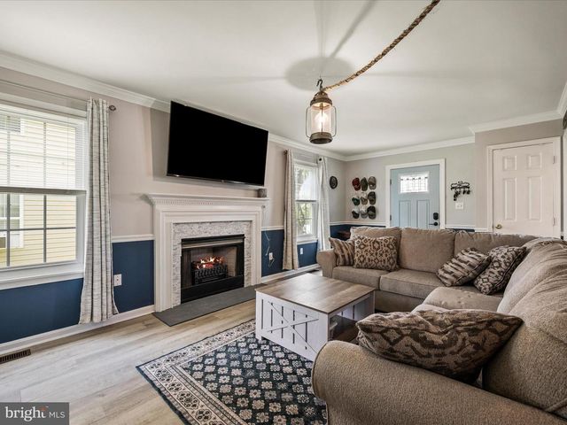 1215 JULIE CT, Woodstock, VA 22664