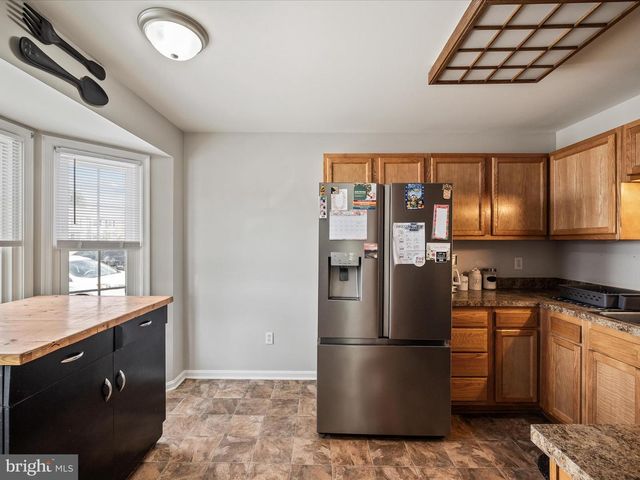 1215 JULIE CT, Woodstock, VA 22664