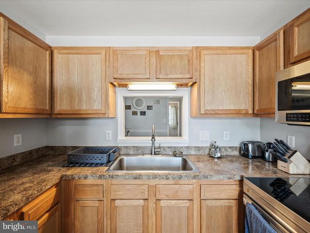 1215 JULIE CT, Woodstock, VA 22664