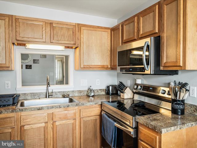 1215 JULIE CT, Woodstock, VA 22664