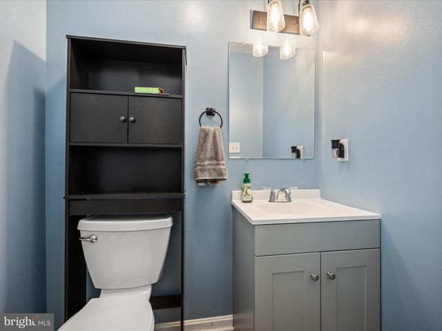 1215 JULIE CT, Woodstock, VA 22664